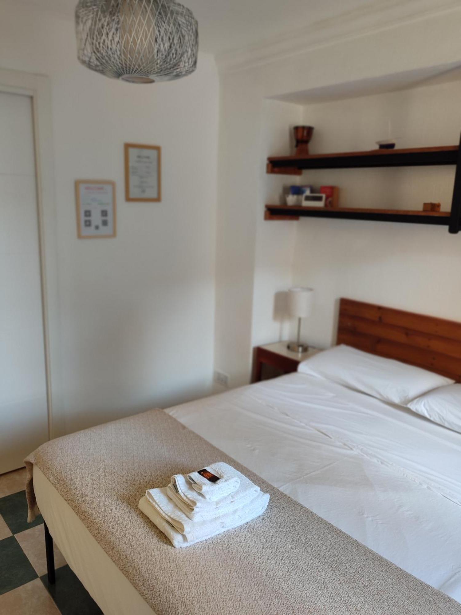 Room Private Bathroom In Shared Apartment 50M From Gibraltar La Línea de la Concepción Exterior foto